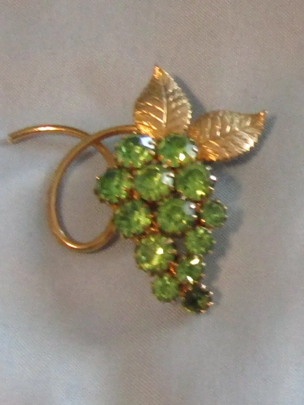 Lot 9 Stunning Mid-Century to New Rhinestone Faux Pearl Pins Brooches
